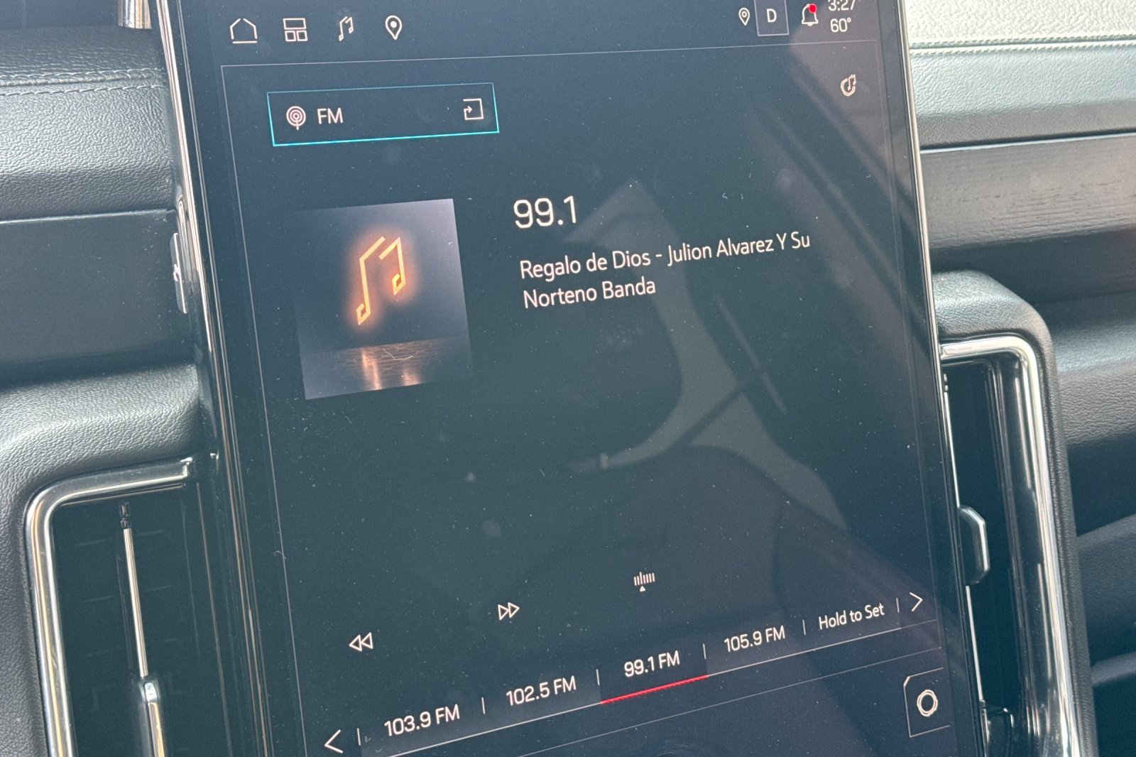 Used 2025 GMC Yukon Denali image 26