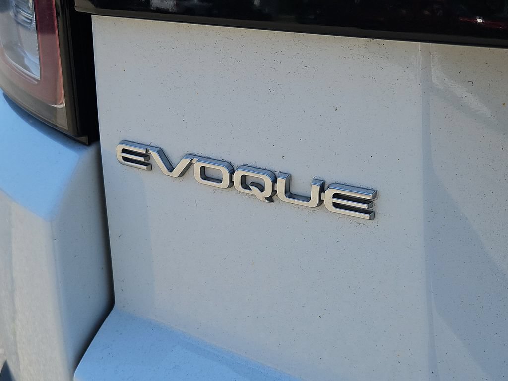 Used 2016 Land Rover Range Rover Evoque SE AWD/4WD image 6