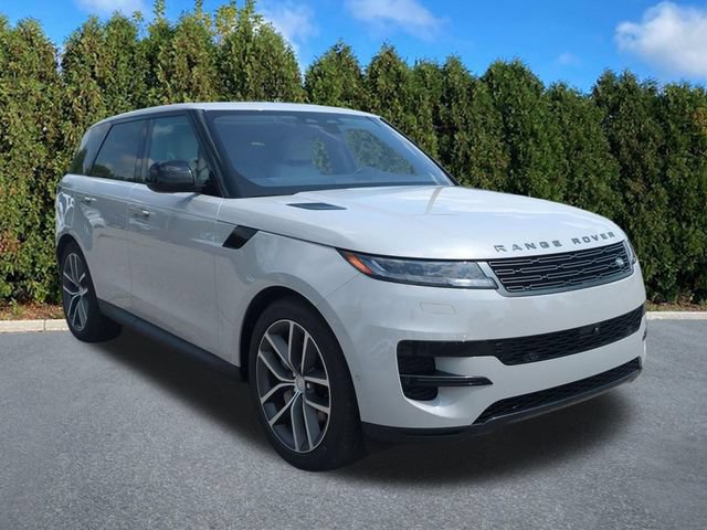 Used 2023 Land Rover Range Rover Sport SE AWD/4WD image 3