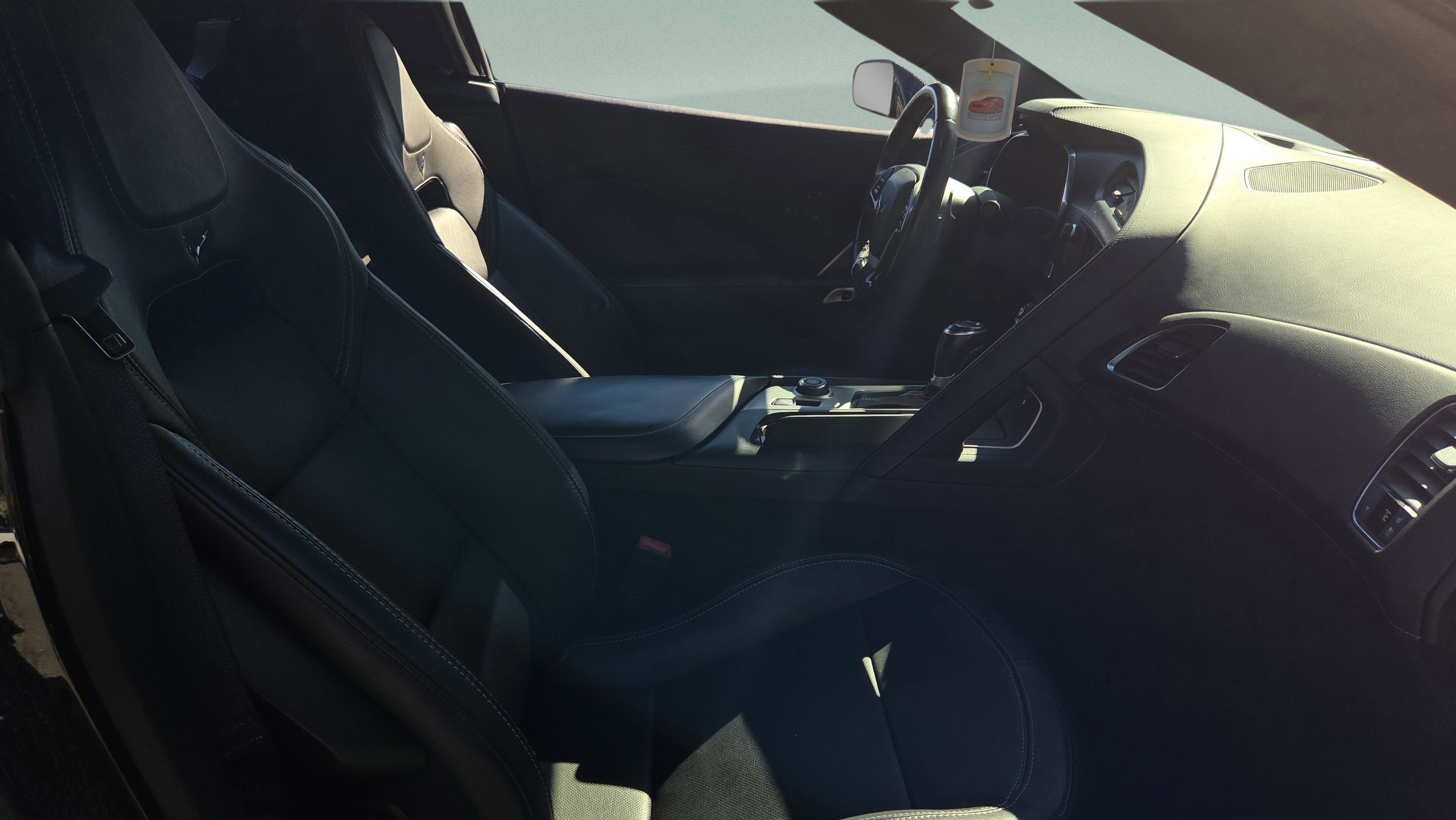 Used 2016 Chevrolet Corvette Stingray Convertible w/ 2LT Preferred Equipment Group image 15