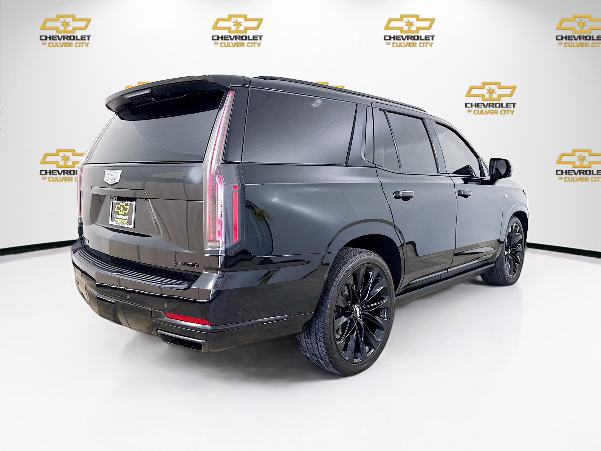 Used 2025 Cadillac Escalade Sport Platinum w/ LPO, ONYX Package image 7