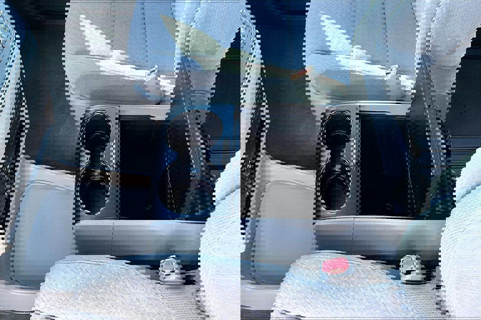 Used 2018 Toyota Sienna LE image 13