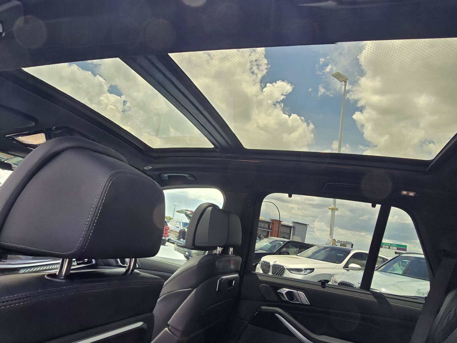 New 2026 BMW X5 M60i AWD/4WD image 28