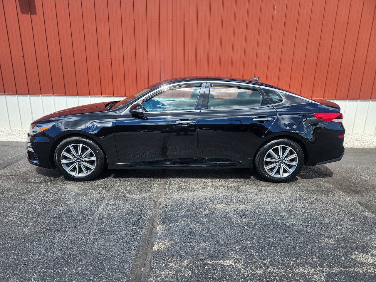 Used 2019 Kia Optima LX w/ LX Premium Package FWD image 2
