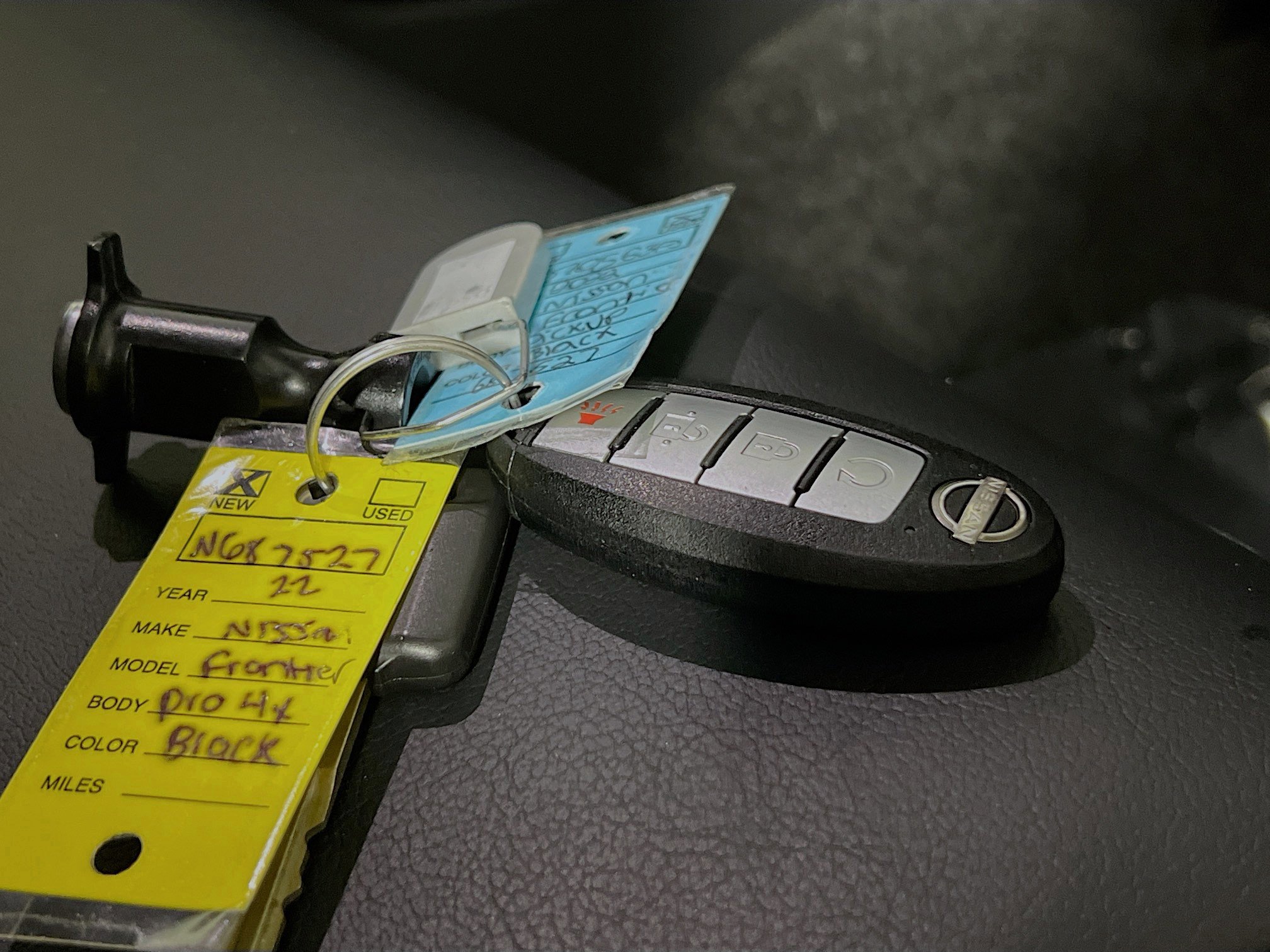 Used 2022 Nissan Frontier PRO-4X w/ Pro-4X Premium Package image 36