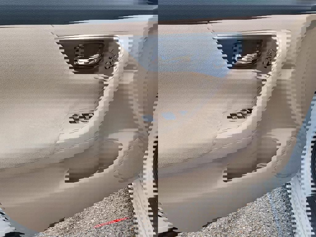 Used 2015 Nissan Altima 2.5 S w/ Power Driver Seat Package image 11