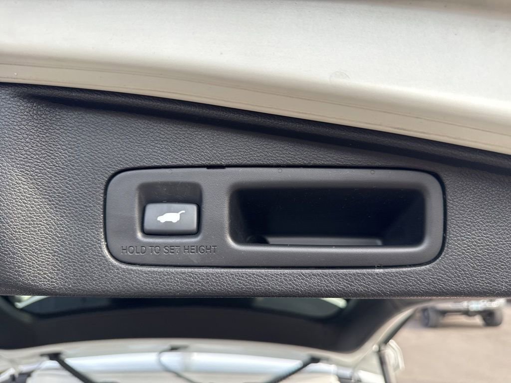 Used 2020 Honda CR-V EX-L image 20