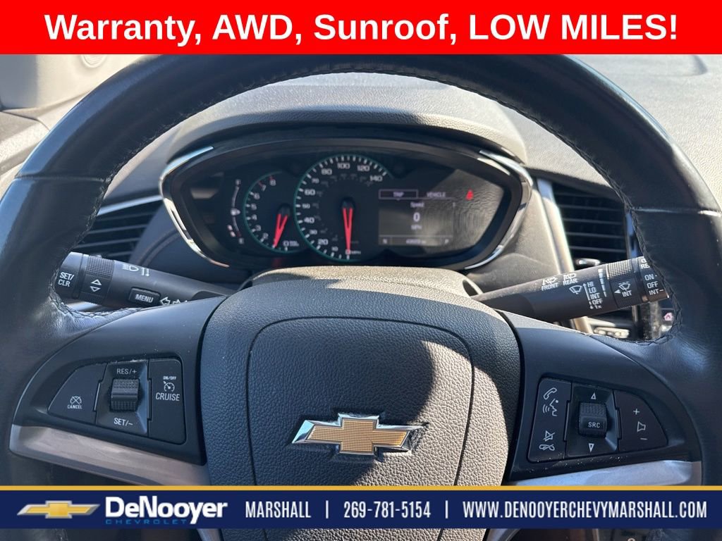 Used 2020 Chevrolet Trax LT w/ Sun & Sound Package AWD/4WD image 21
