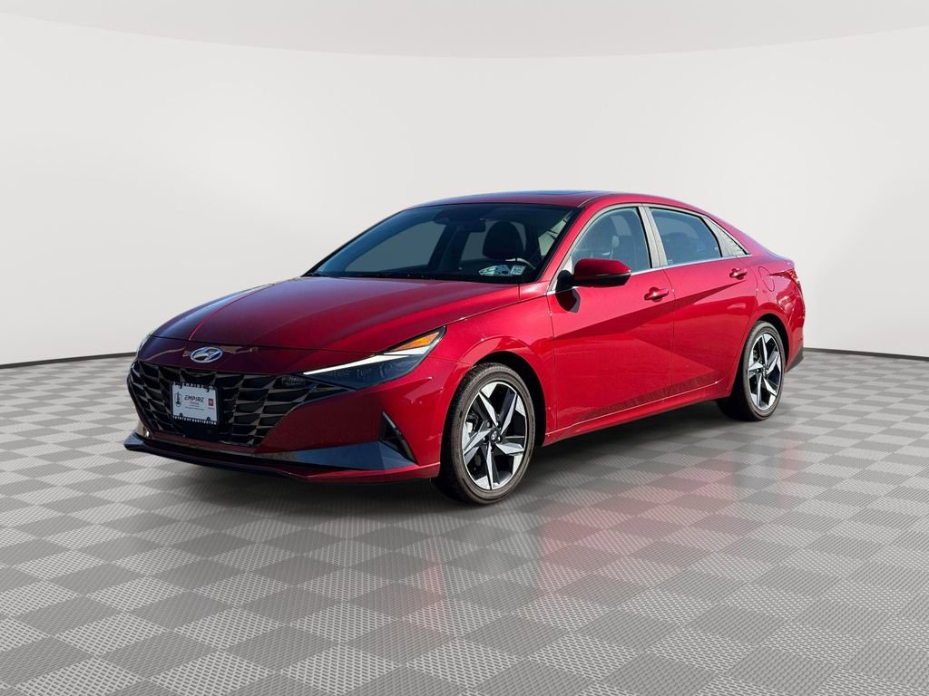 Used 2023 Hyundai Elantra Limited FWD image 3