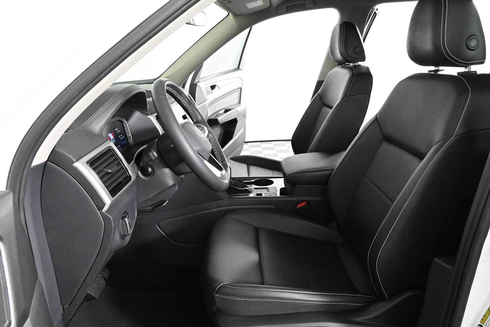 Used 2023 Volkswagen Atlas SE FWD image 19