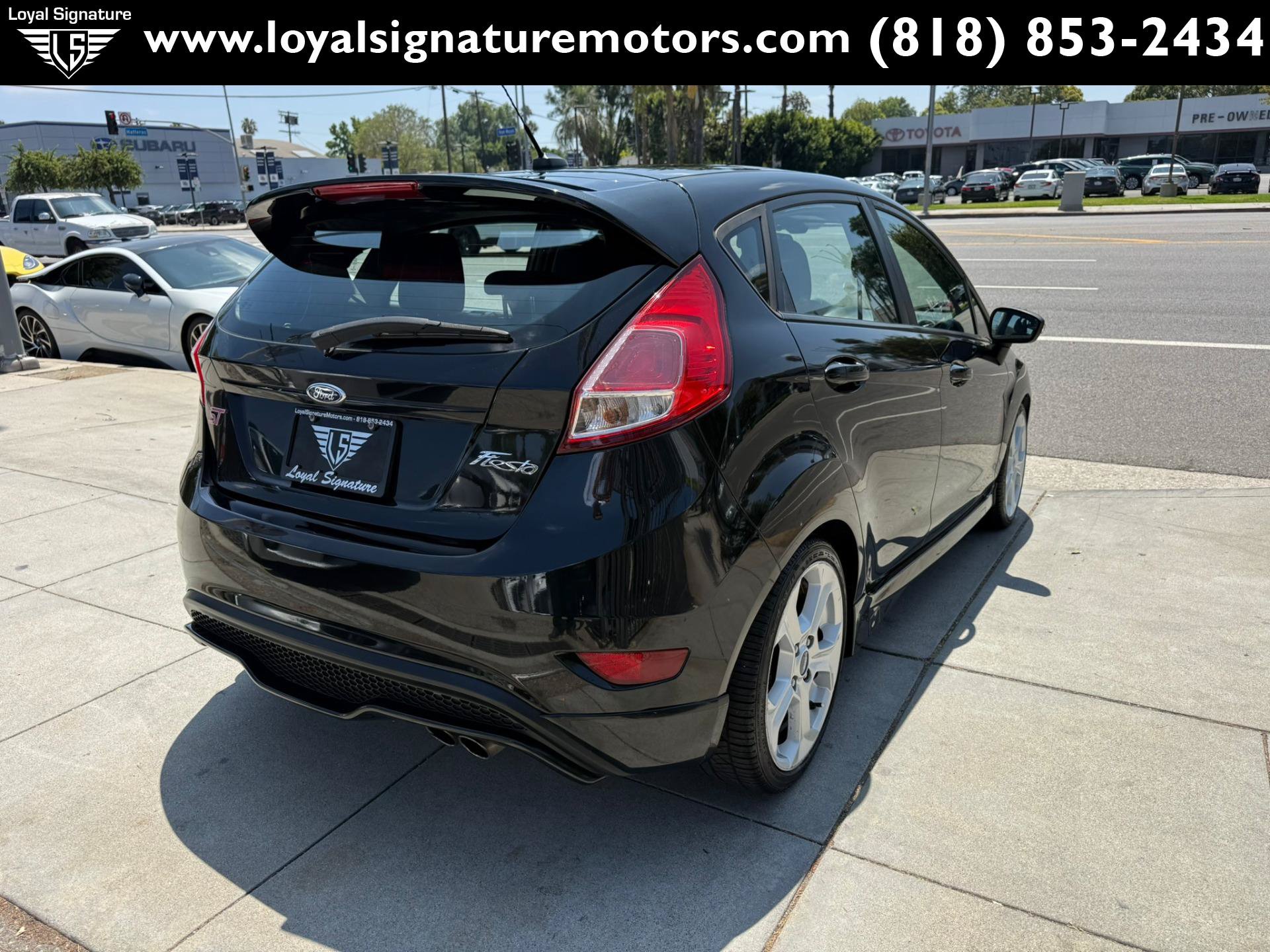 Used 2014 Ford Fiesta ST FWD image 7