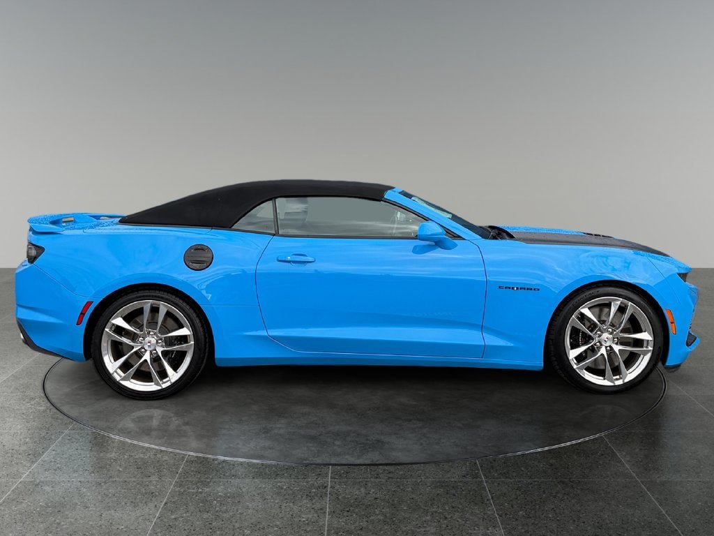 Used 2023 Chevrolet Camaro SS w/ Design Package 3 RWD image 10