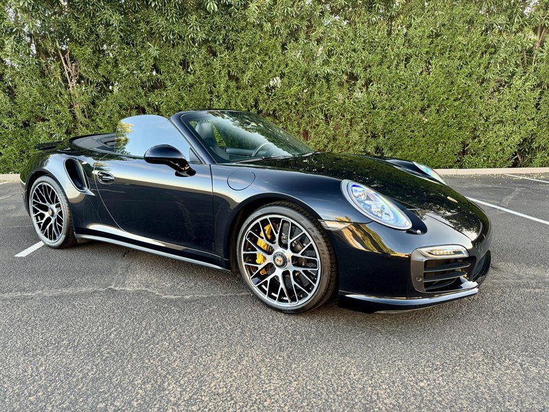 Used 2015 Porsche 911 Turbo S w/ High-end Infotainment Package AWD/4WD image 23