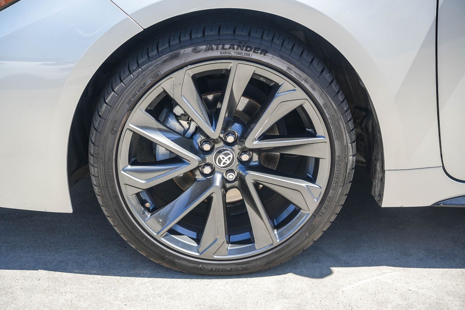Certified 2025 Toyota Corolla SE w/ SE Premium Package FWD image 11