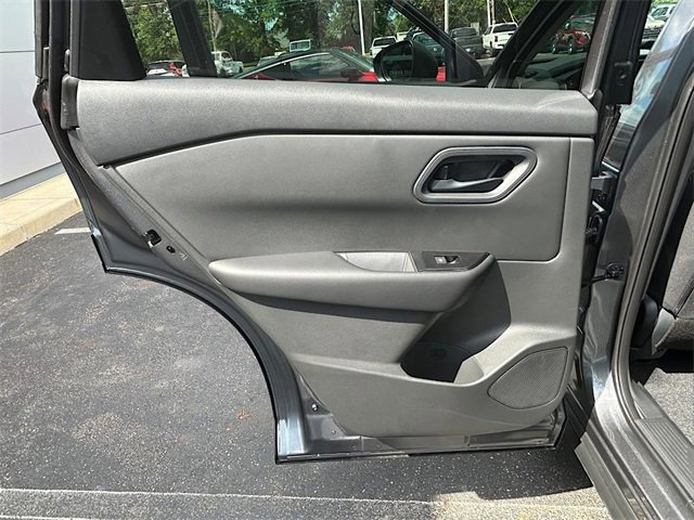 New 2026 Nissan Rogue S image 19