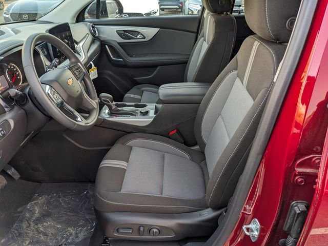 New 2025 Chevrolet Blazer LT w/ Midnight/Sport Edition image 6