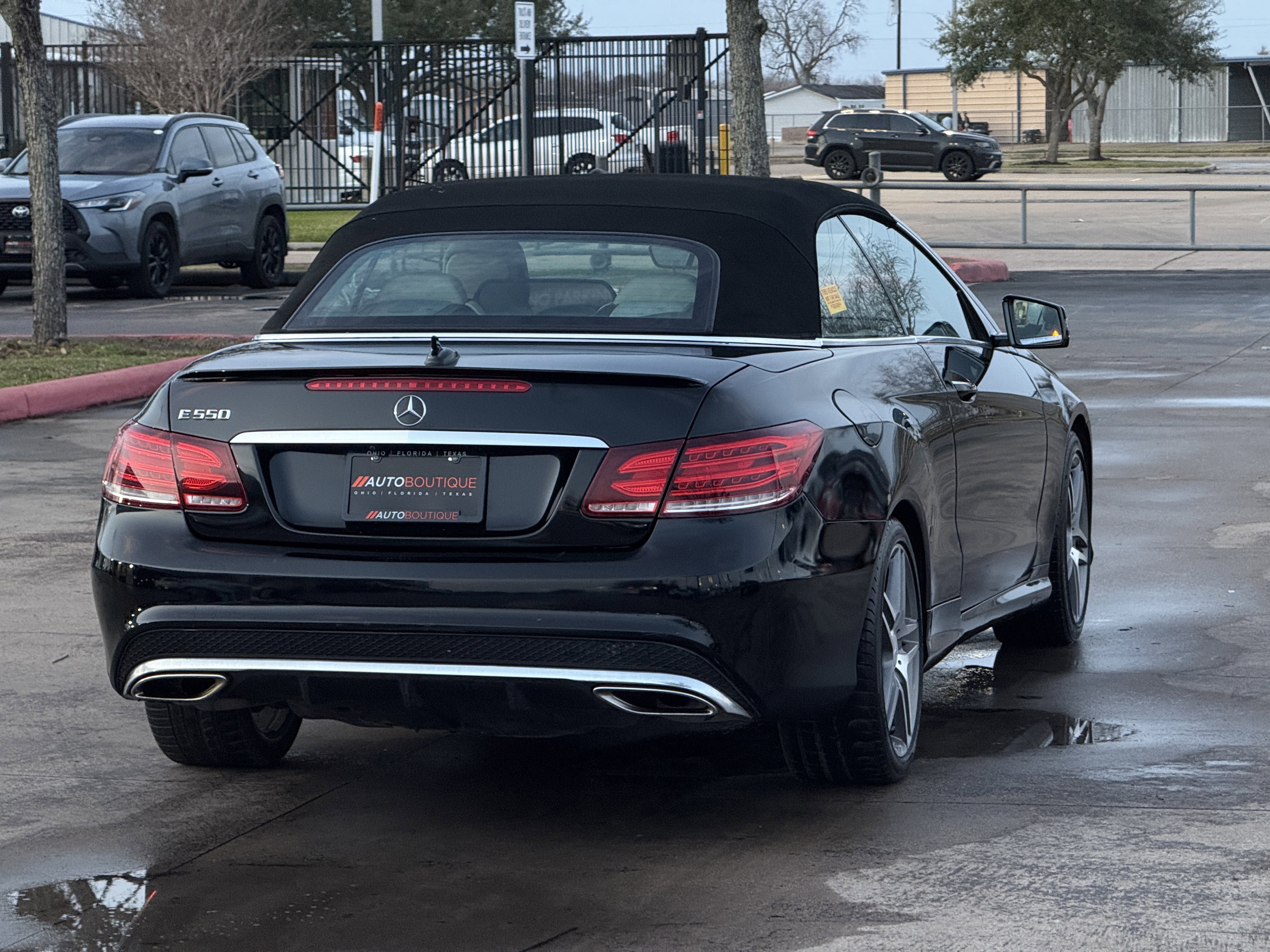 Used 2016 Mercedes-Benz E 550 Cabriolet w/ Premium 2 Package image 9
