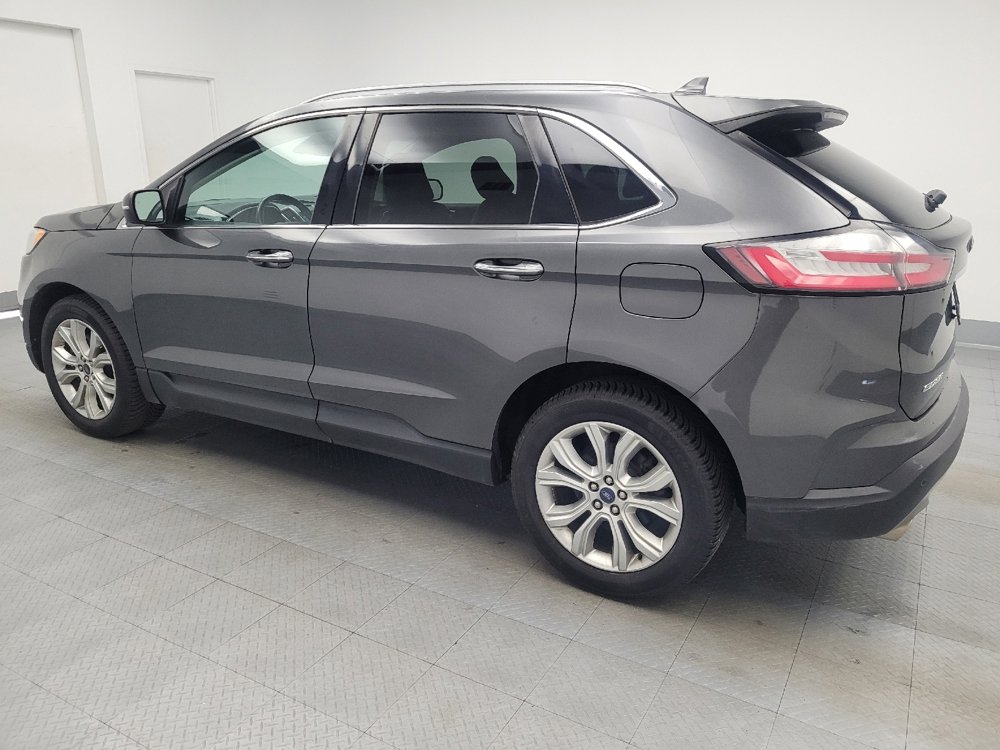 Used 2020 Ford Edge Titanium image 2