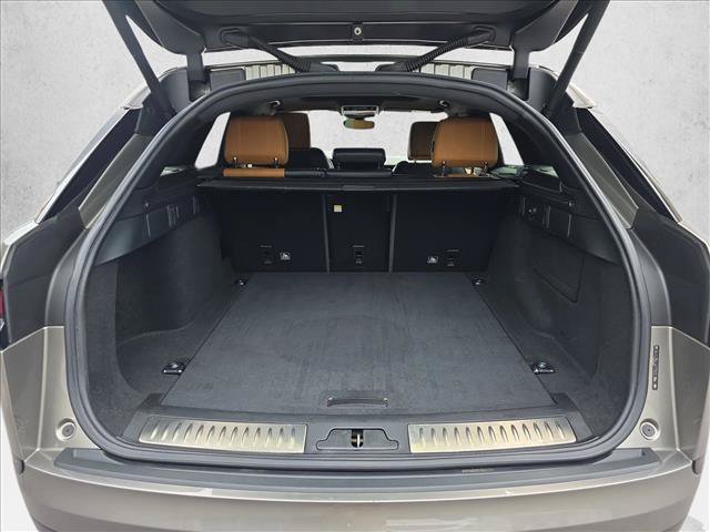 Used 2018 Land Rover Range Rover Velar R-Dynamic SE AWD/4WD image 12
