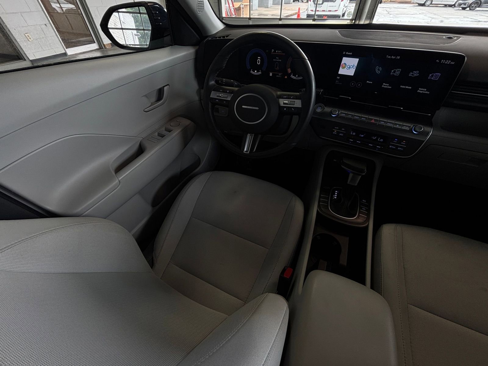 Used 2025 Hyundai Kona SEL FWD image 37