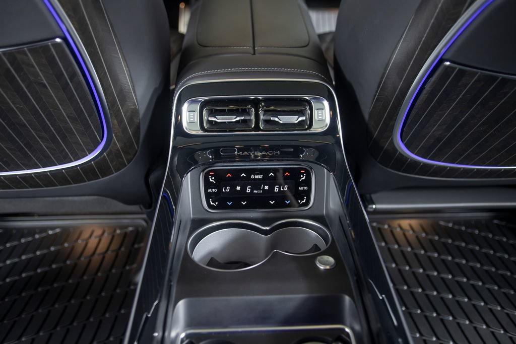 Used 2024 Mercedes-Benz Maybach S 580 4MATIC image 41