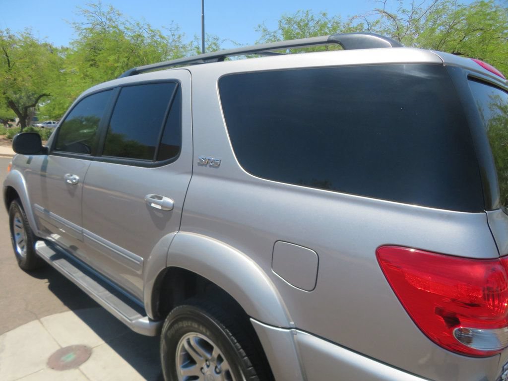Used 2006 Toyota Sequoia SR5 AWD/4WD image 7