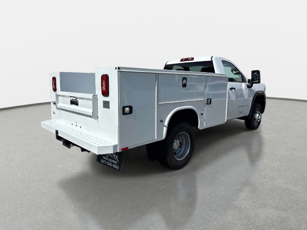Used 2025 GMC Sierra 3500 Pro w/ Convenience Package AWD/4WD image 4