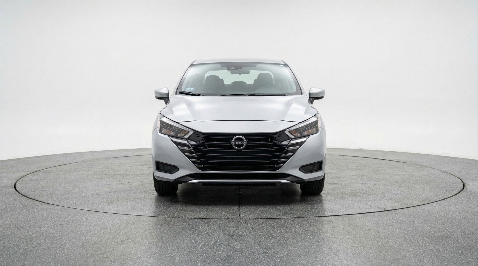 Used 2025 Nissan Versa SV FWD image 2