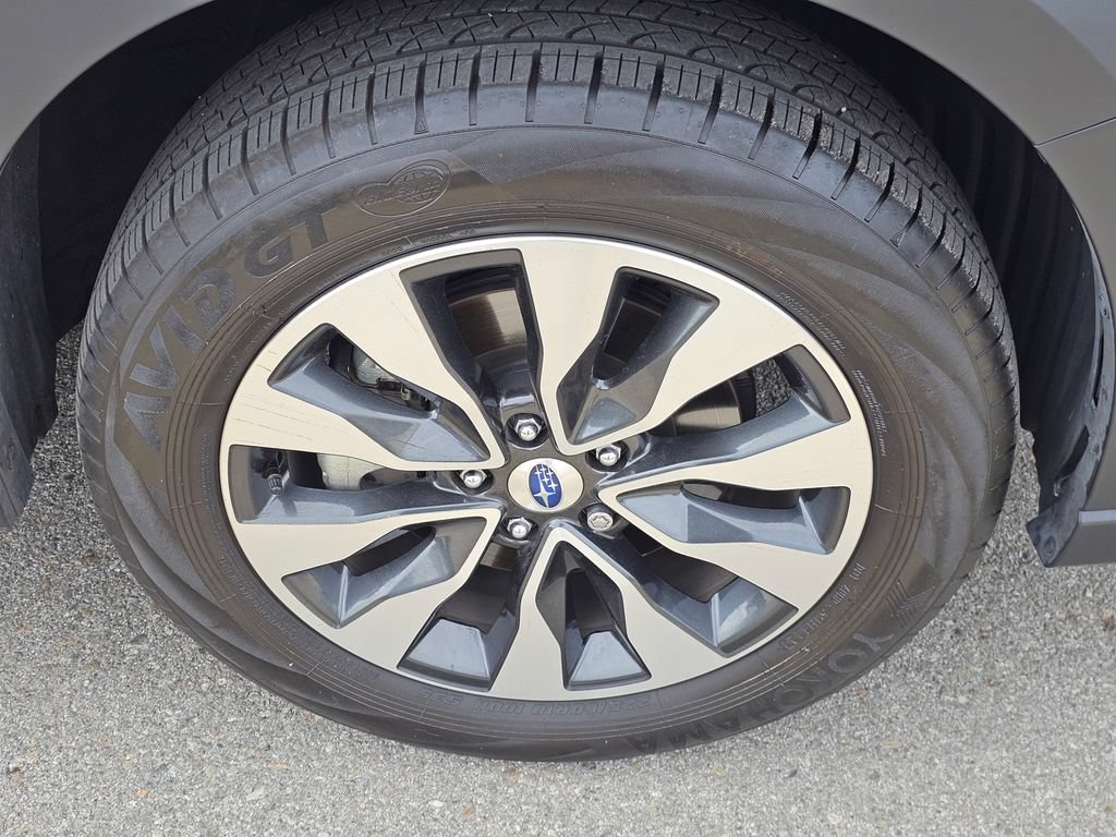 Used 2023 Subaru Outback Limited AWD/4WD image 9