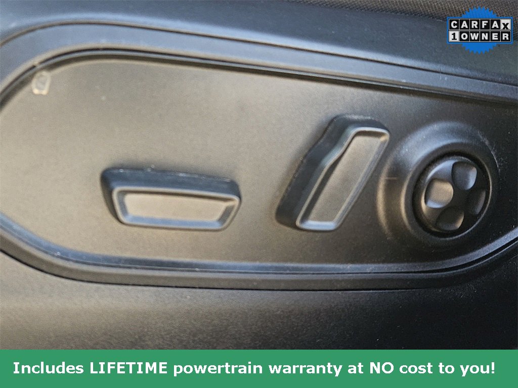 Used 2025 Jeep Grand Cherokee Laredo image 14