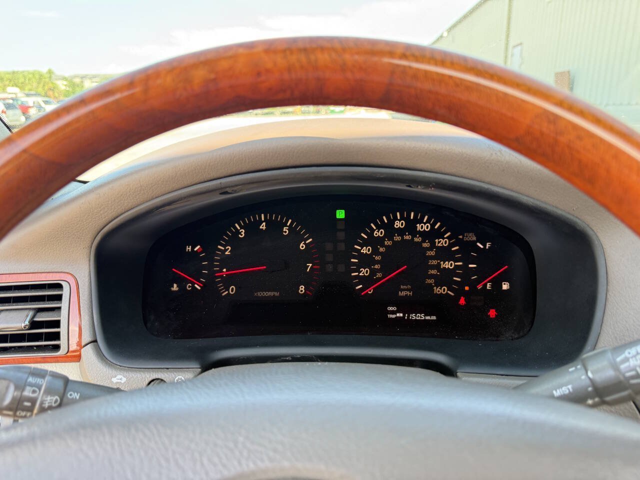 Used 2002 Lexus LS 430 RWD image 32
