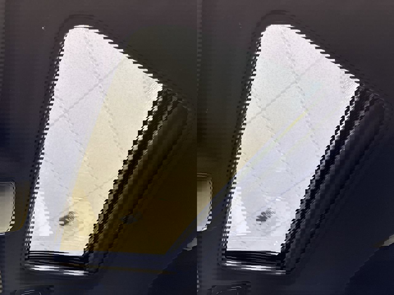 Used 2016 Toyota RAV4 SE image 21