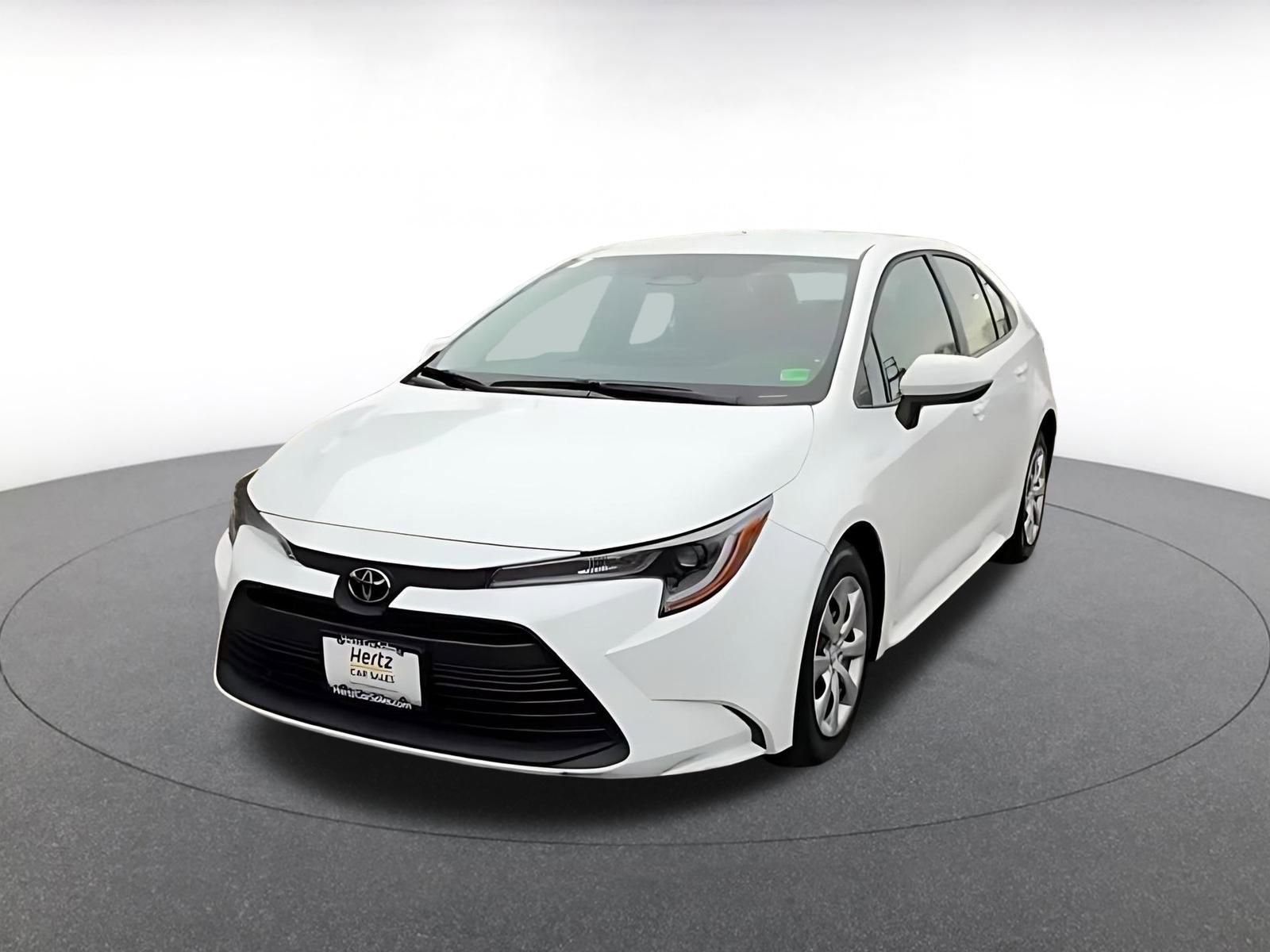 Used 2025 Toyota Corolla LE image 7