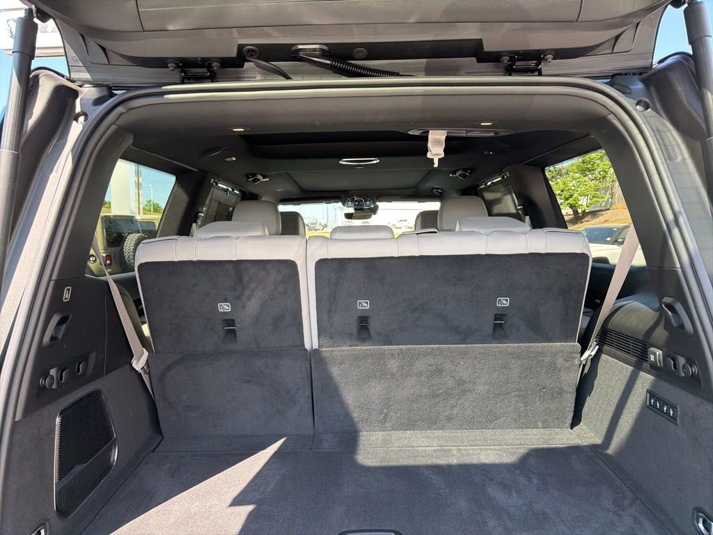New 2026 Jeep Grand Wagoneer Summit AWD/4WD image 10