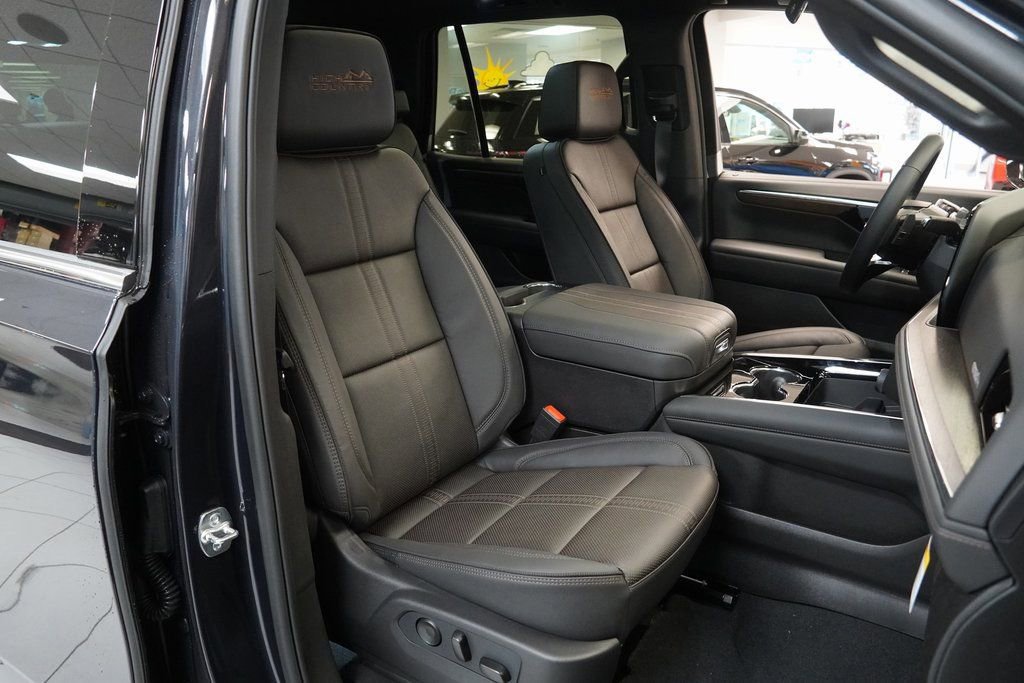 New 2026 Chevrolet Tahoe High Country image 32