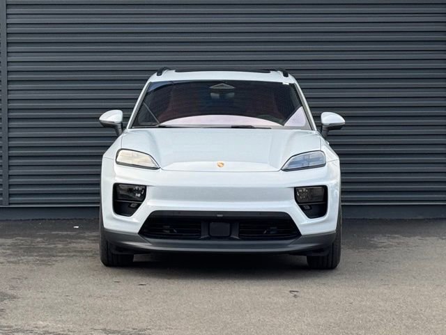 New 2025 Porsche Macan 4S Electric image 10