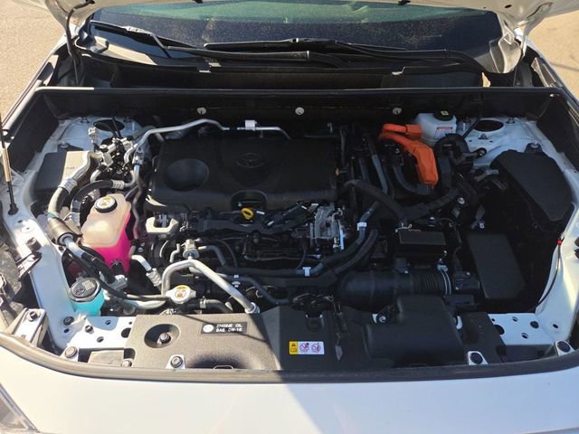 Used 2021 Toyota RAV4 SE w/ Weather & Moonroof Package AWD/4WD image 23