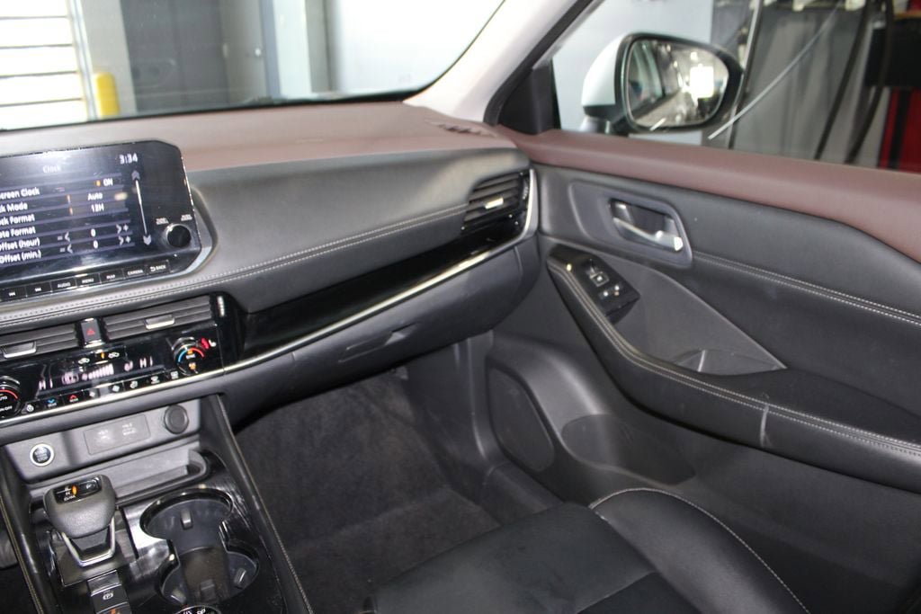 Used 2023 Nissan Rogue SL w/ SL Premium Package AWD/4WD image 25