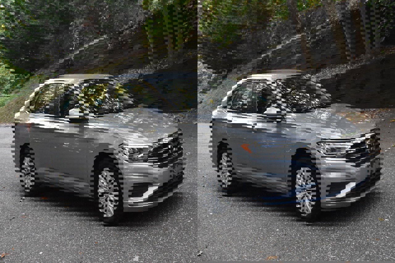 Used 2019 Volkswagen Jetta S w/ Driver Assistance Package image 13