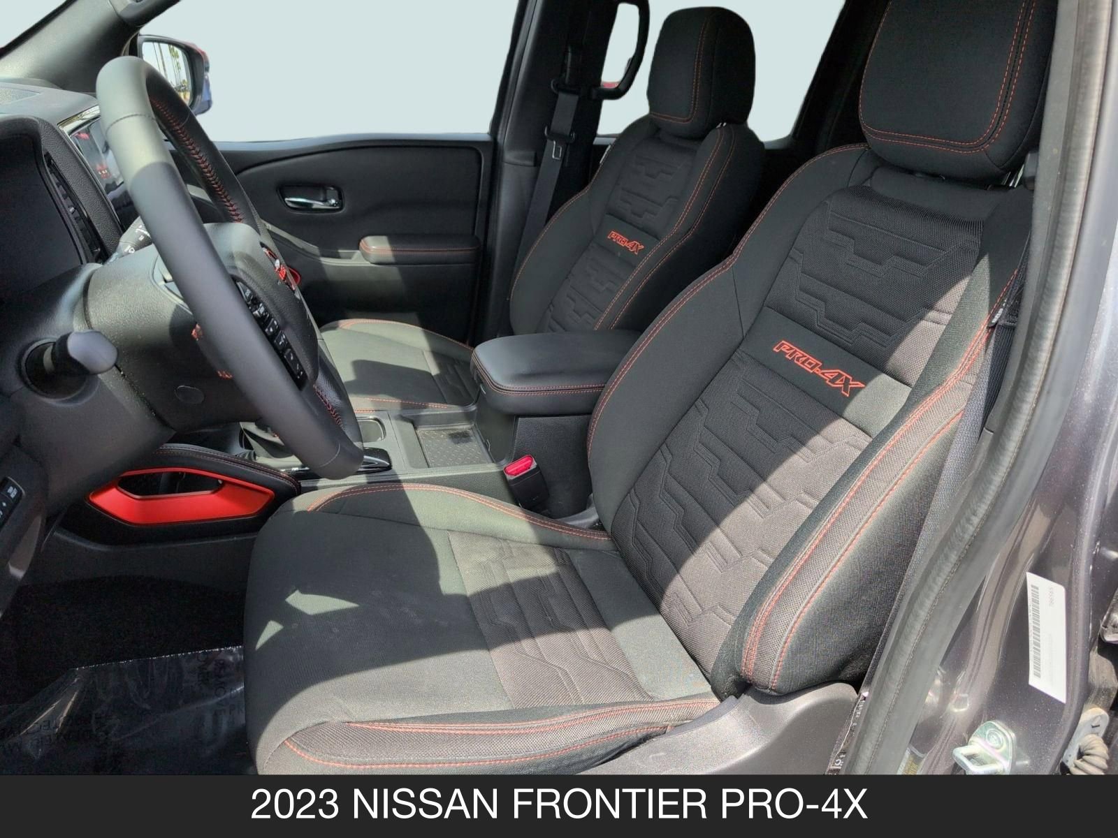 Certified 2023 Nissan Frontier PRO-4X w/ Tow Package image 14