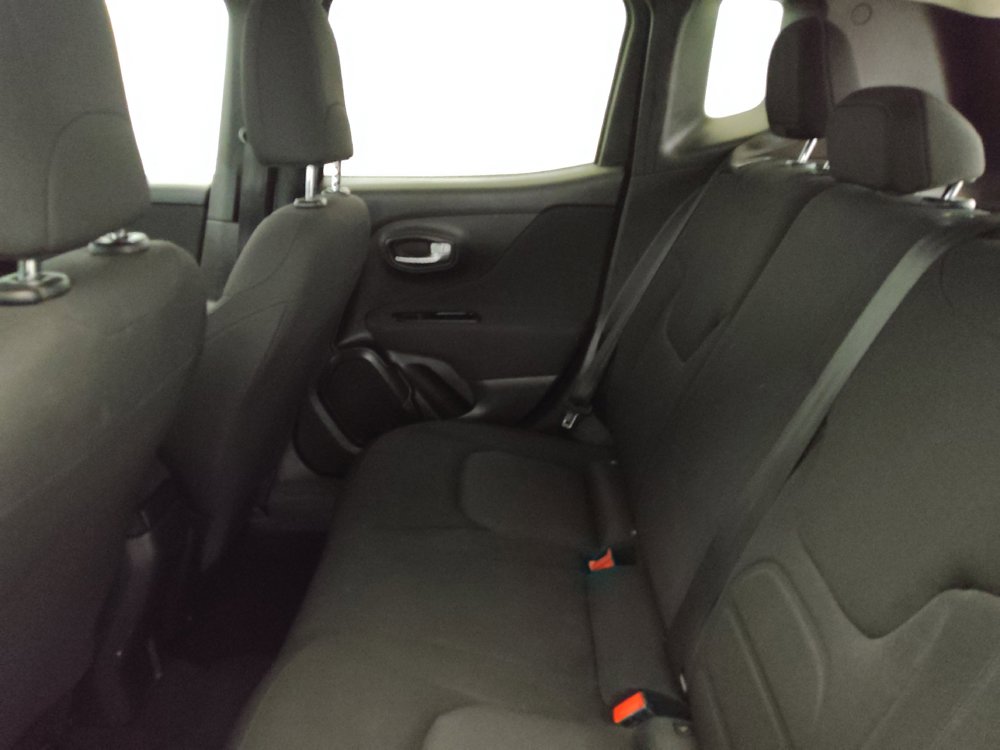 Used 2019 Jeep Renegade Sport w/ Sport Appearance Group AWD/4WD image 18