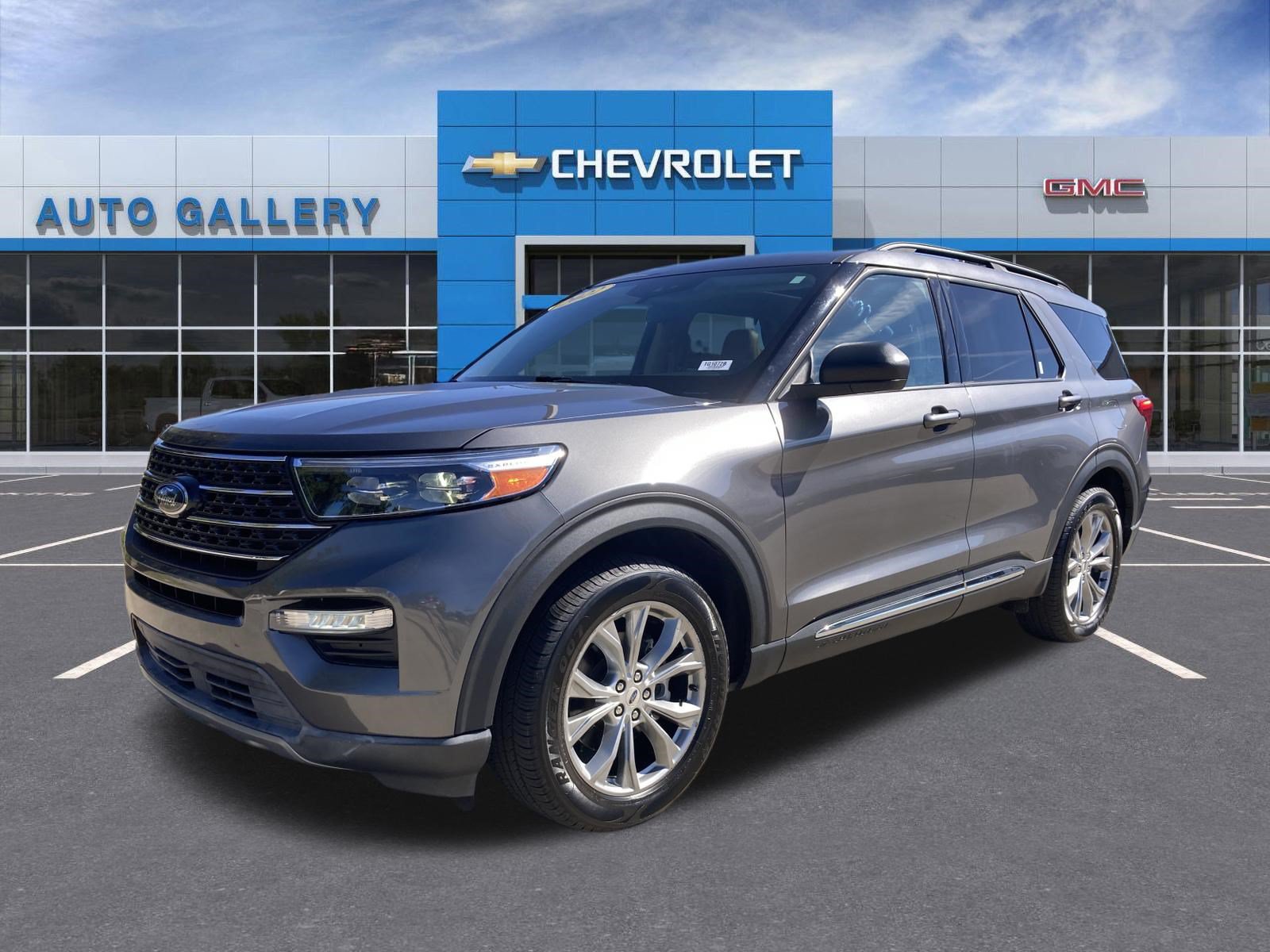 Used 2022 Ford Explorer XLT w/ Equipment Group 202A