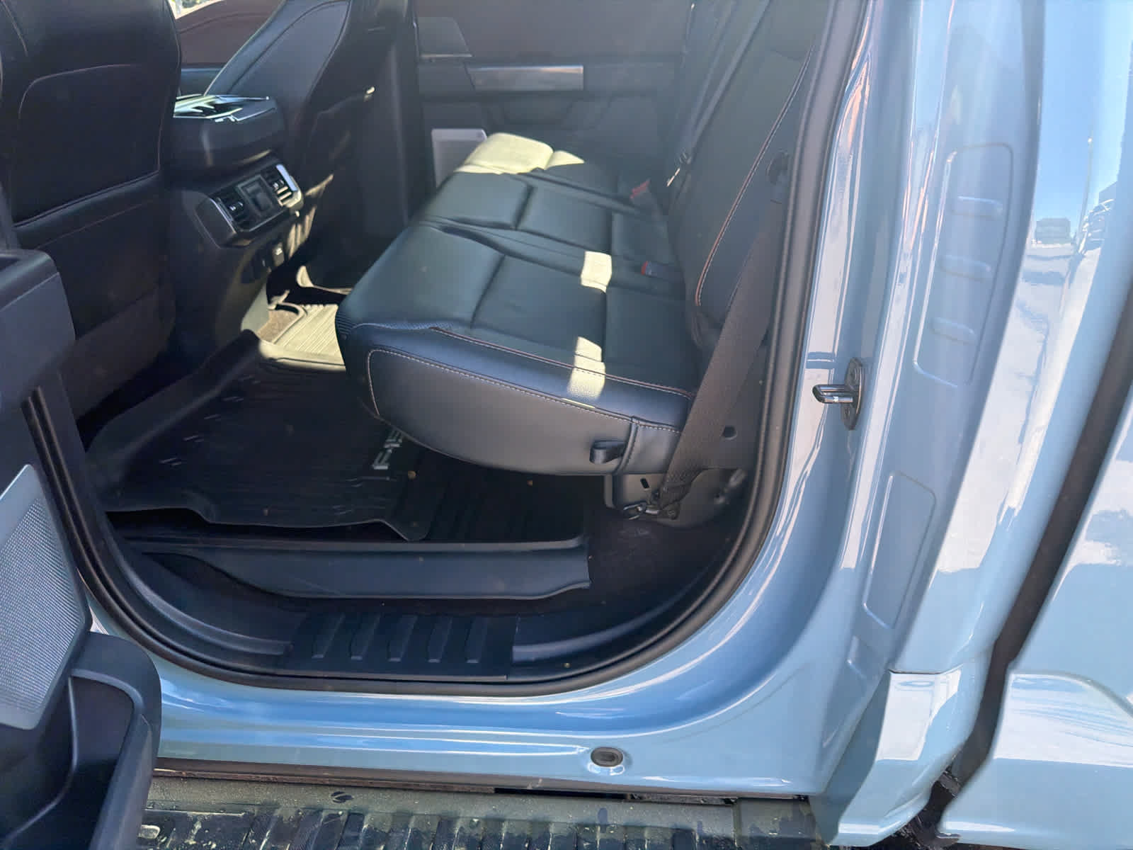 Used 2023 Ford F150 Lariat w/ Equipment Group 502A High AWD/4WD image 25