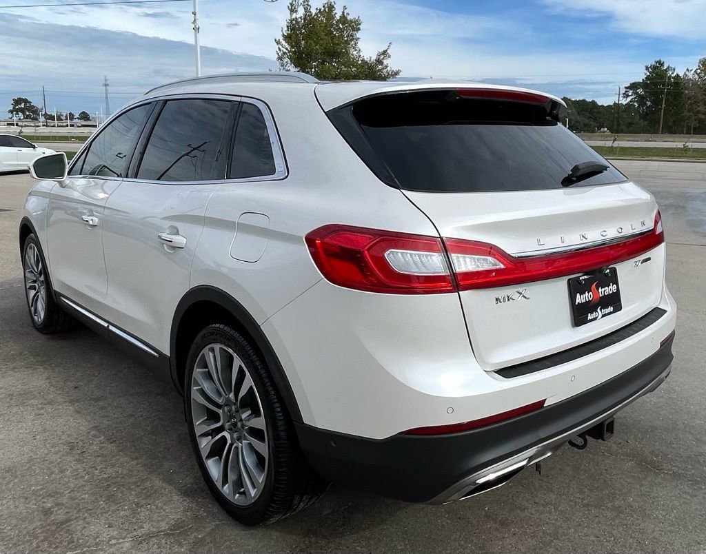 Used 2016 Lincoln MKX Reserve w/ Luxury Package image 6