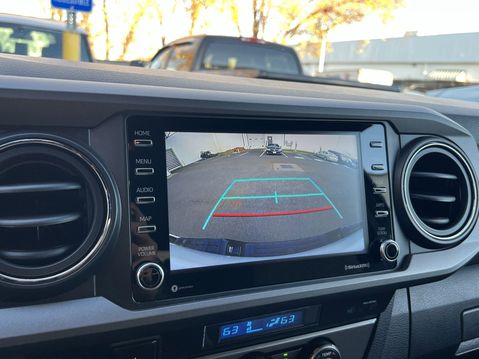 Used 2023 Toyota Tacoma TRD Sport image 15