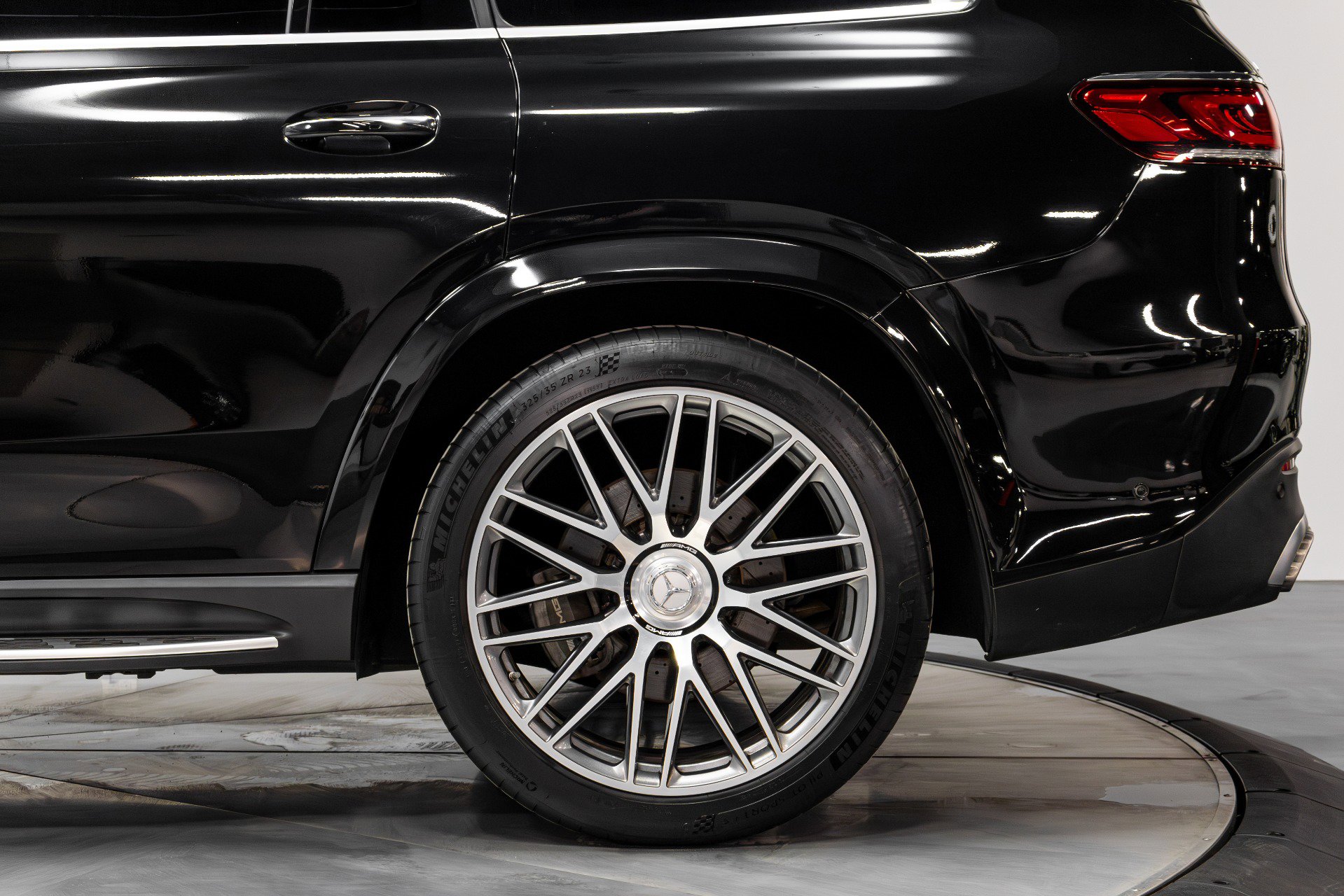 Used 2022 Mercedes-Benz GLS 63 AMG 4MATIC image 41