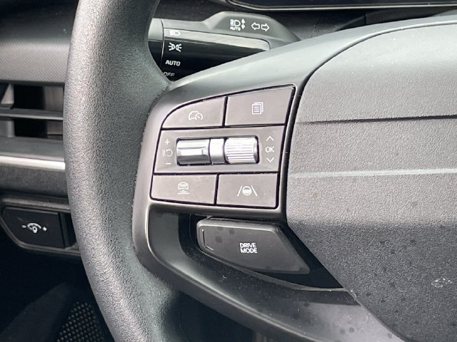 Used 2025 Kia K4 FWD image 12
