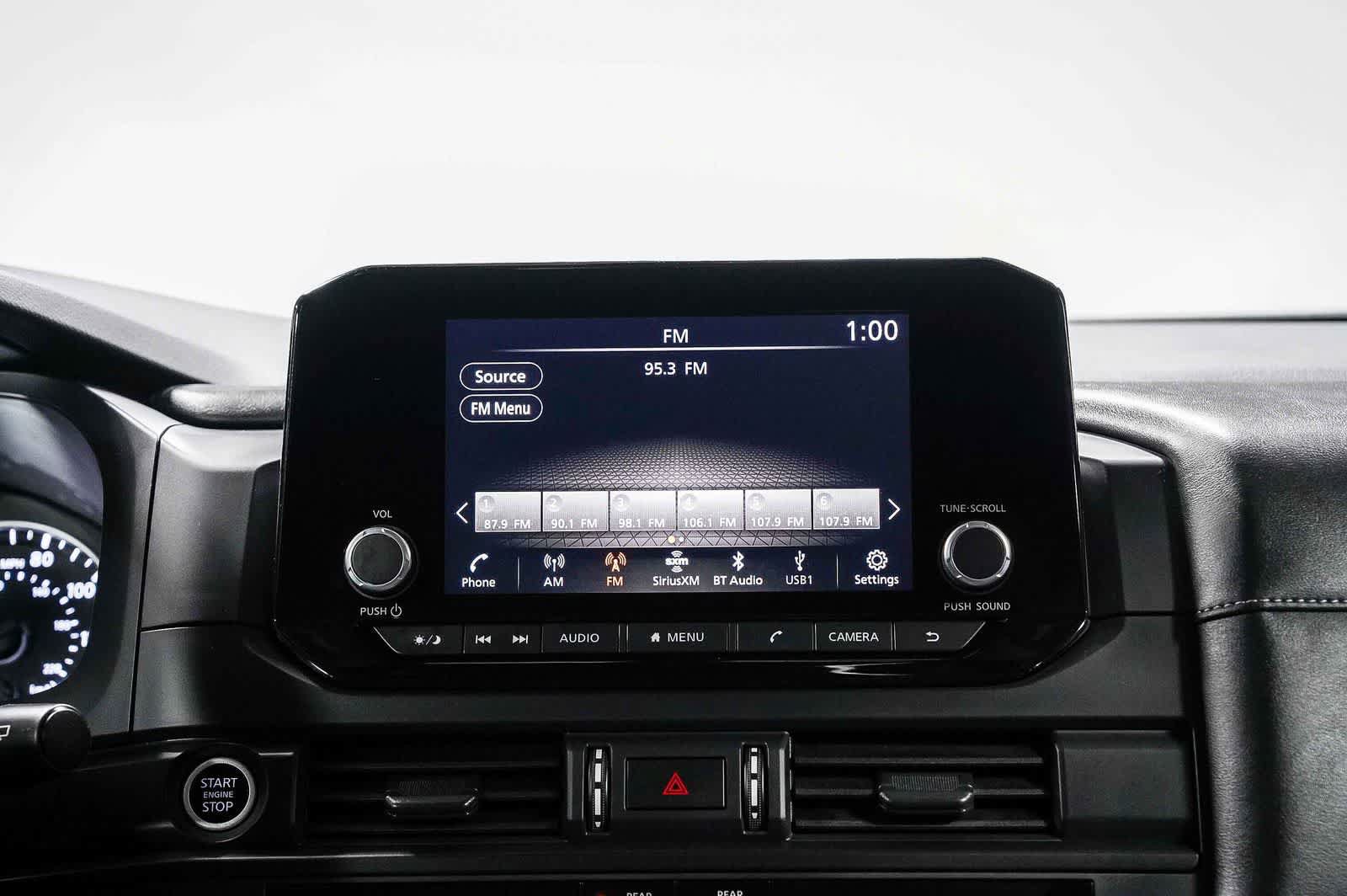 Used 2024 Nissan Pathfinder S FWD image 14