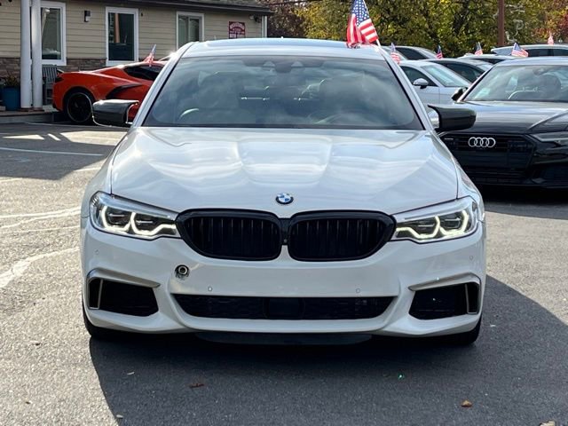 Used 2018 BMW M550i xDrive w/ Driving Assistance Package image 2