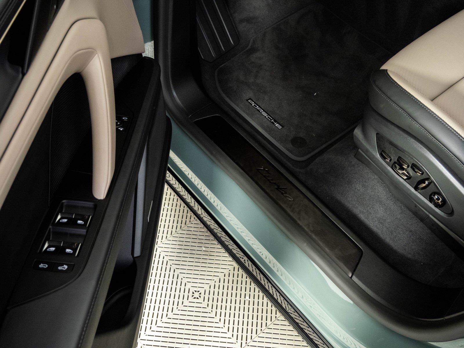 New 2026 Porsche Cayenne Turbo Electric AWD/4WD image 8